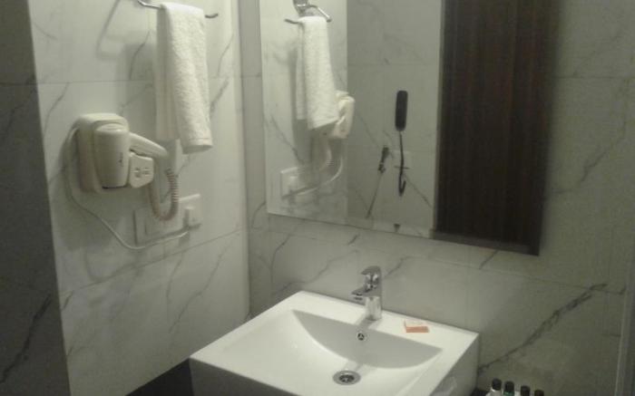 Hide Away Suites