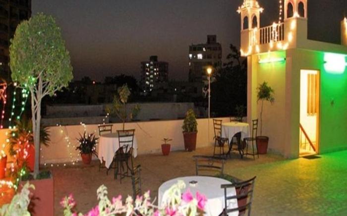Hotel Bani Park Palace