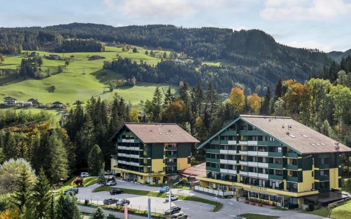 Alpine Club Resort