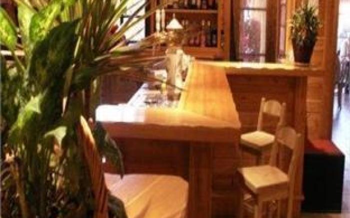 Logis Hotel Les Autanes & Spa