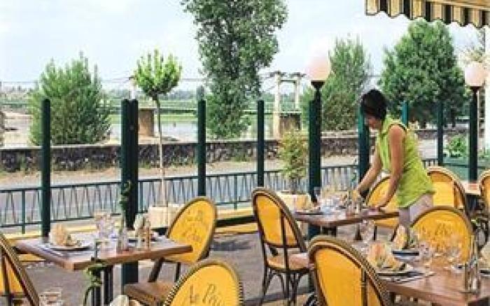 Logis Hotels - Au Poisson d'Argent - Hotel 3 etoiles et restaurant