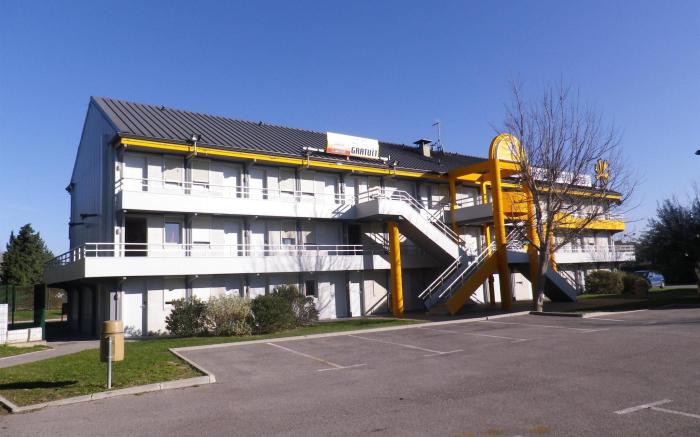Hotel Premiere Classe Avignon Parc Des Expositions