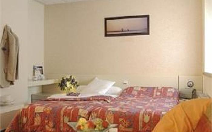 Logis Hotel & Restaurant Arcombelle