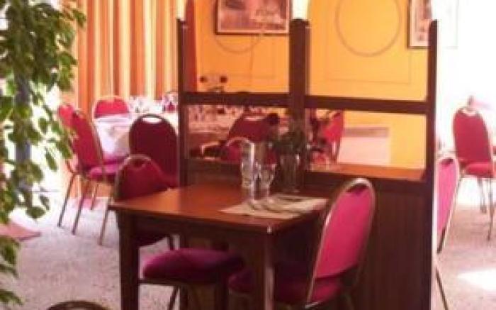 Brit Hotel Rennes St Gregoire – Le Villeneuve
