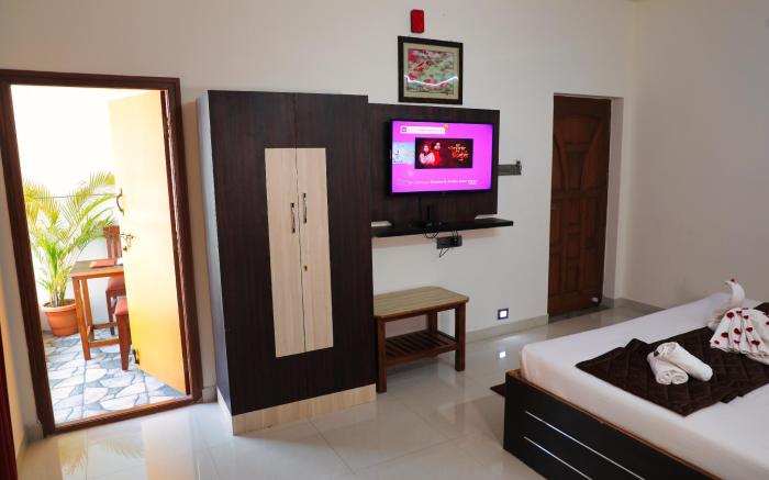 SS Silver Oaks Resort