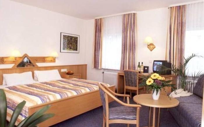 TIPTOP Hotel Garni Pfauen