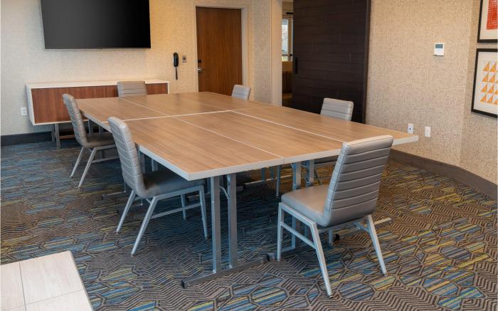 Holiday Inn Express & Suites Las Vegas - E Tropicana By IHG