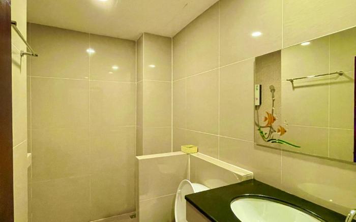 Phorn Phailin Hotel (Sridang)