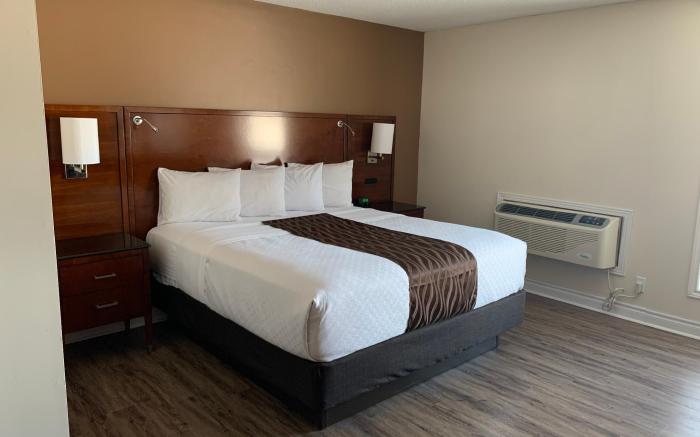 SureStay Hotel by Best Western Kemptville
