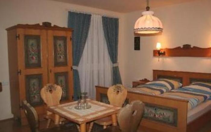 Hotel Bigger Hof - Wirtshaus Platzhirsch am Jahnplatz