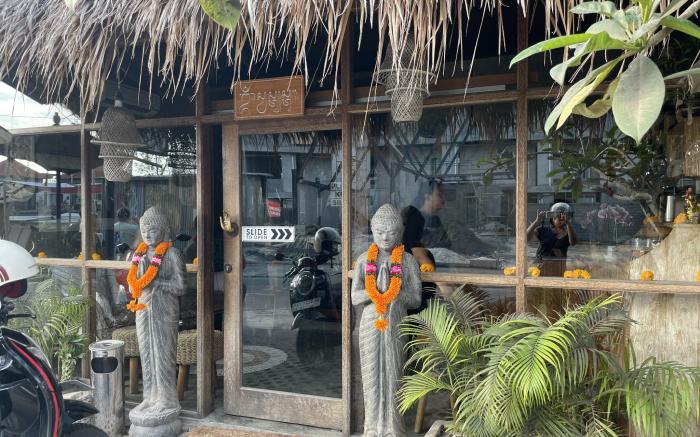 BoBos Villa 3 | Hidden Retreat for Creative Souls