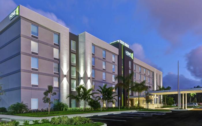 Home2 Suites by Hilton West Palm Beach Airport