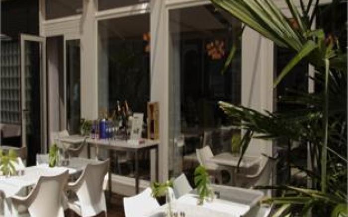 Hotel & Appartementen Royal