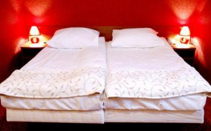Grot Hotel