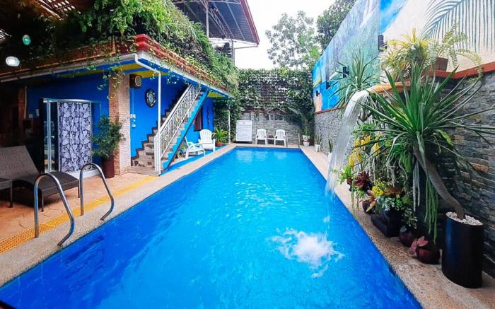 RedDoorz @ New Casamila Hotel Palawan