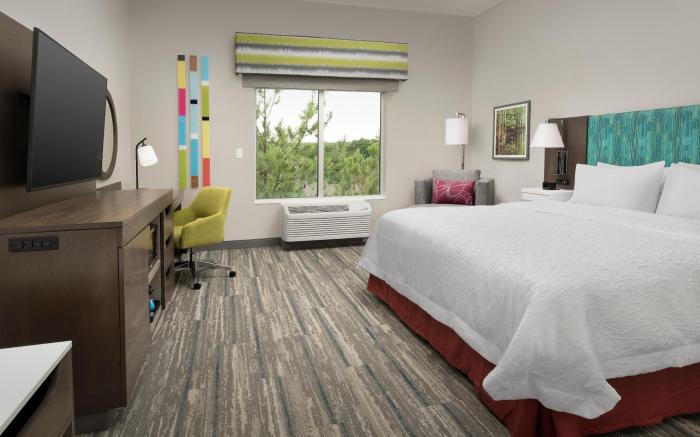 Hampton Inn & Suites Lexington Columbia