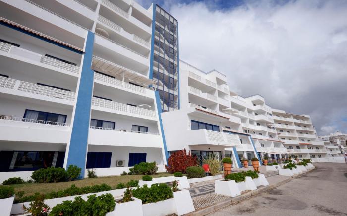 Grand Muthu Oura View Beach Club