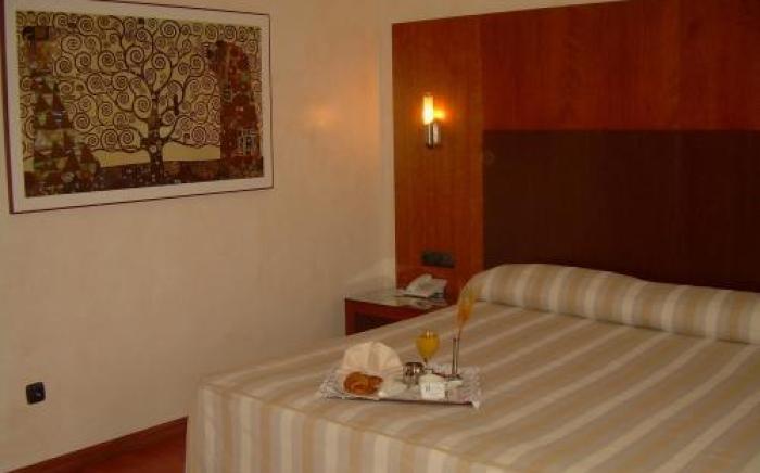 Hotel Montera Plaza