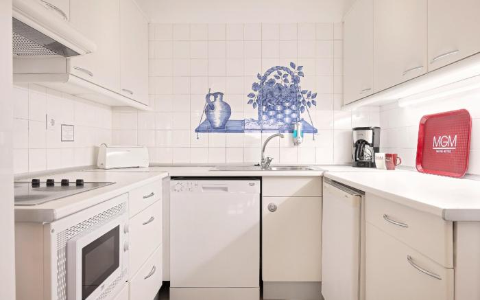 Grand Muthu Oura View Beach Club