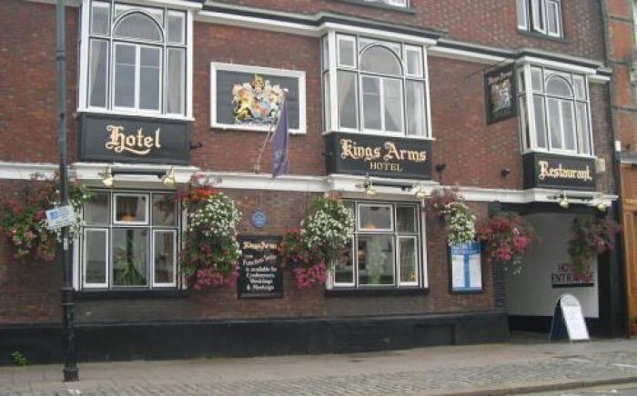 Kings Arms Hotel