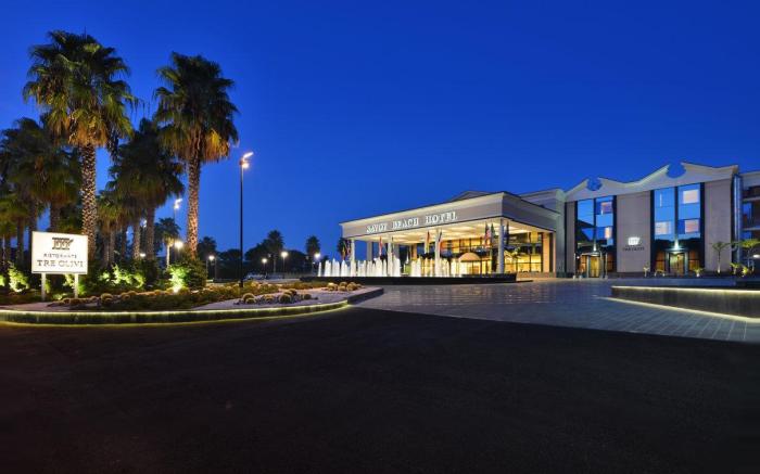 Savoy Beach Hotel