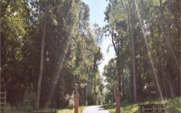 Ravenwood Hall Hotel