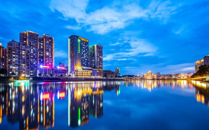 Holiday Inn NEIJIANG RIVERSIDE By IHG