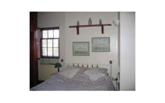 The Three Horseshoes