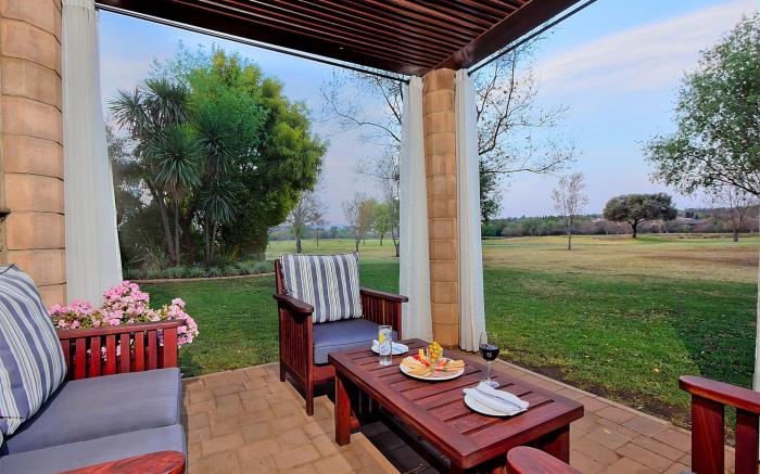 Centurion Golf Suites Boca Walk