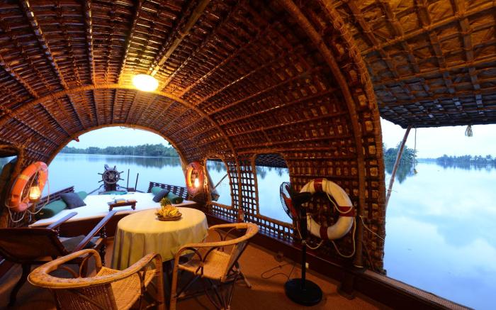 Spice Coast Cruises - CGH Earth