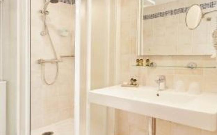Hotel Daumesnil Vincennes