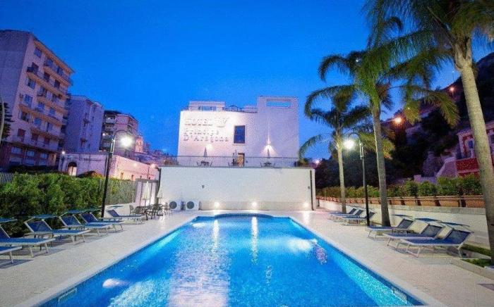 Hotel Principe D Aragona