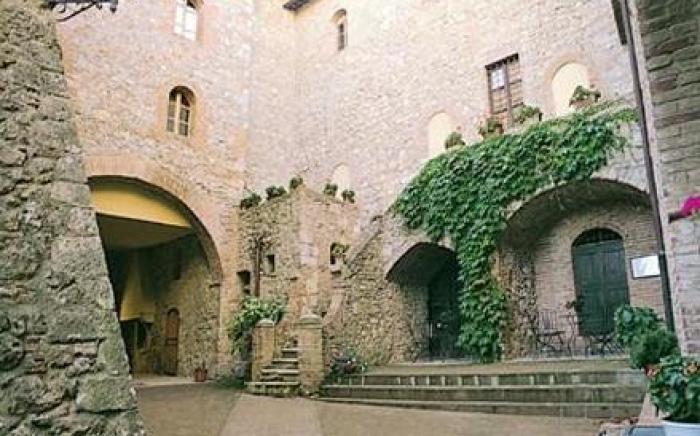 Castel Pietraio