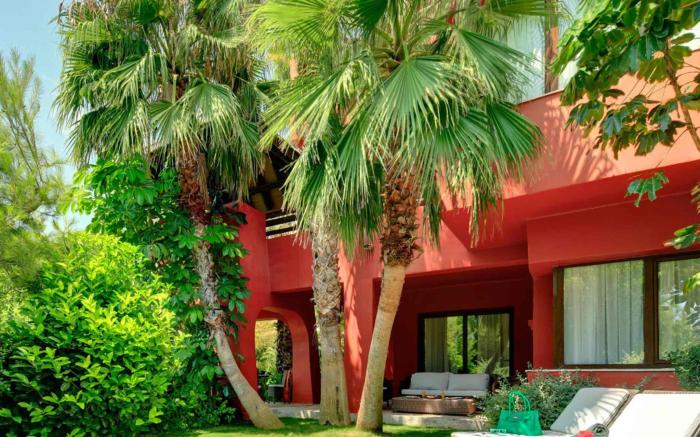 Asia Gardens Hotel & Thai Spa, a Royal Hideaway Hotel