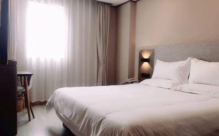 Hanting Hotel Zhuhai Jida