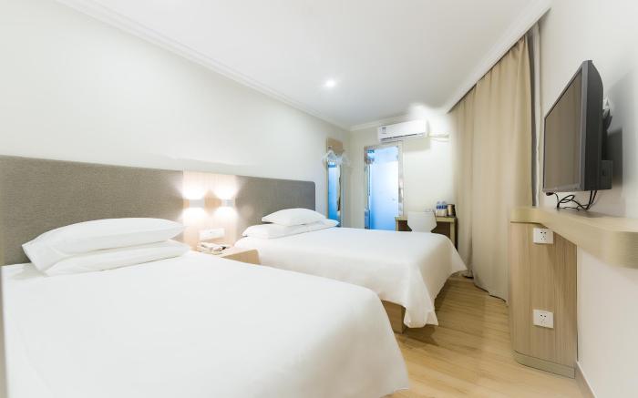 Hanting Hotel Shanghai Xizang Nan Road Metro Station