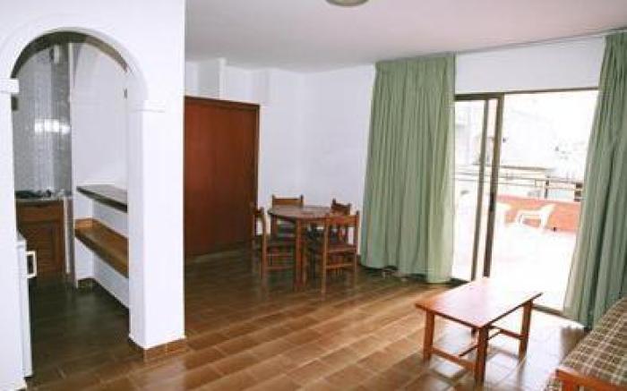 Apartamentos Orosol 2 by Typic Hotels