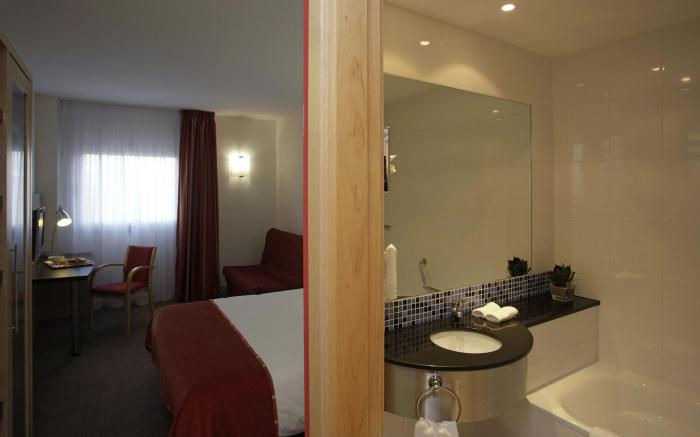 Holiday Inn Express Málaga Airport By IHG