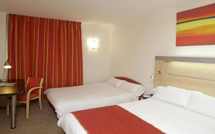 Holiday Inn Express Málaga Airport By IHG