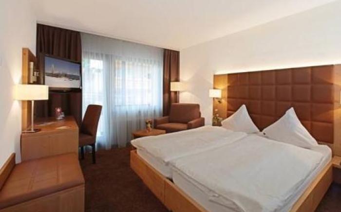 Hotel Olympic - Montana Center