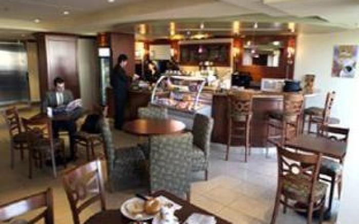 HOTEL MTL EXPRESS - Montreal Airport
