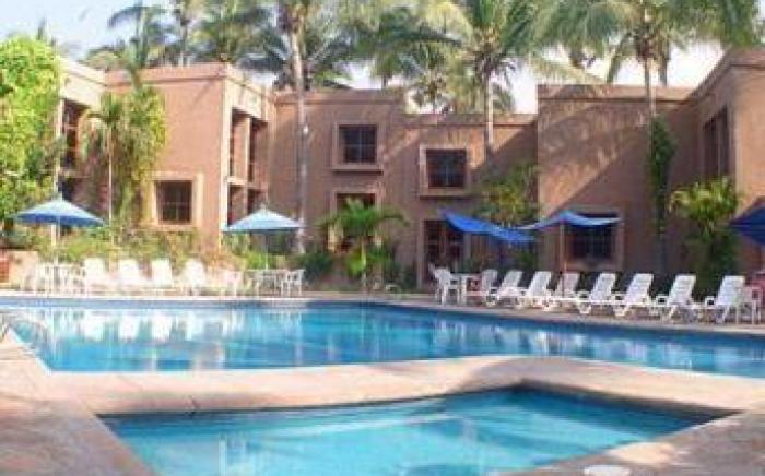 Villas El Rancho Green Resort