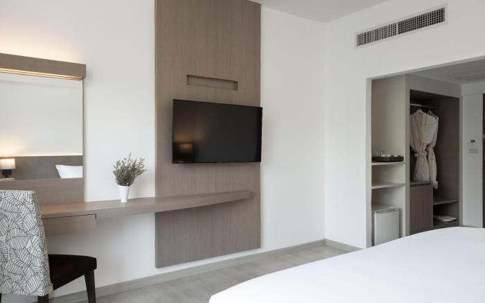 Centara Life Cha-Am Beach Resort Hua Hin