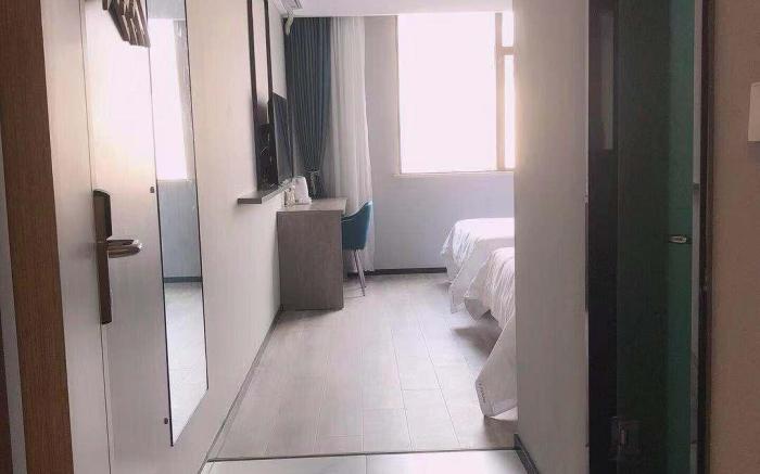 PAI Hotel Leshan Qianwei Ximen Longchi Haochi Street