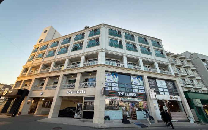 Gyeongpo Soo Hotel