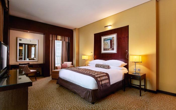 TIME Oak Hotel & Suites