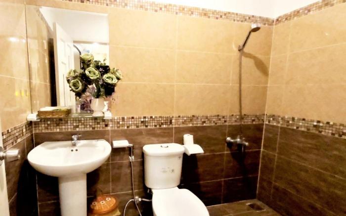 Mi Lan Corner Hotel