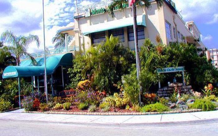 Royal Palms Resort & Spa