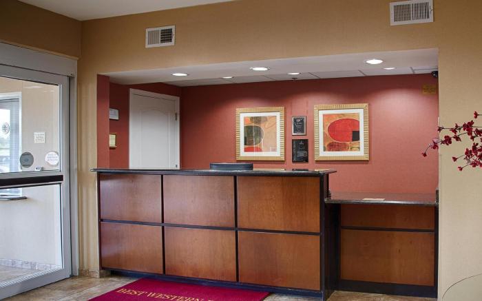 Best Western Plus Olive Branch Hotel and Suites