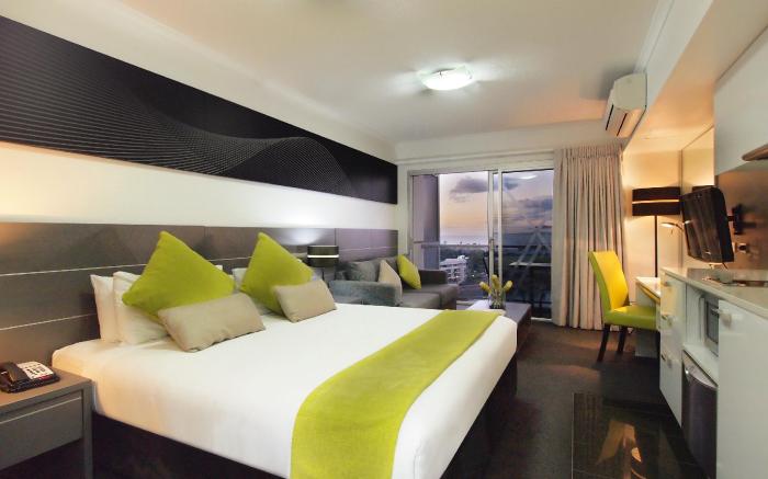 Oaks Townsville Metropole Hotel